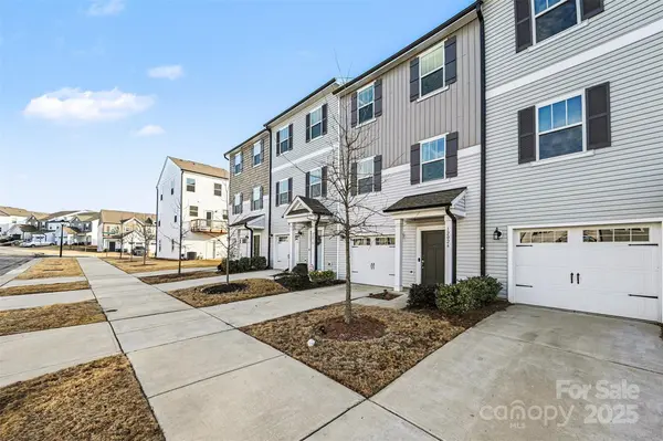 12026 Chesapeake Mallard DR, Charlotte, NC 28262