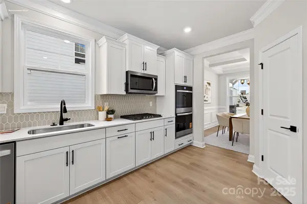 7227 Butternut Oak TER, Huntersville, NC 28078