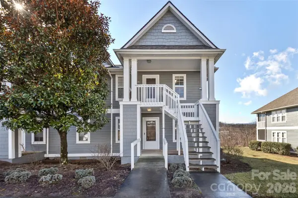 3305 Idle Hour DR, Asheville, NC 28806