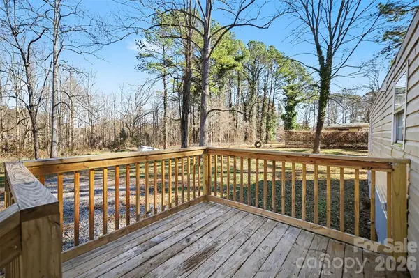 114 Woodberry DR, Cherryville, NC 28021