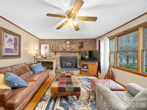 1280 Hamburg RD, Bakersville, NC 28705