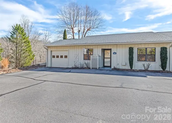 12 A Willow View DR, Franklin, NC 28734