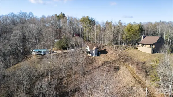 722 Union Hill Ridge RD, Green Mountain, NC 28740