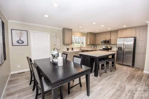 489 Eagle Mills RD, Hamptonville, NC 27020