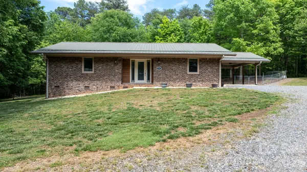 4586 Charlotte ST, Conover, NC 28613