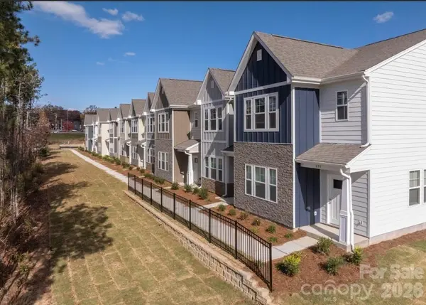 499 Shasta ST #5206, Gastonia, NC 28052