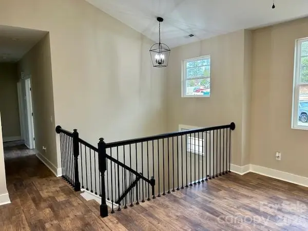 420 Scarlett Oak CT NE, Lenoir, NC 28645
