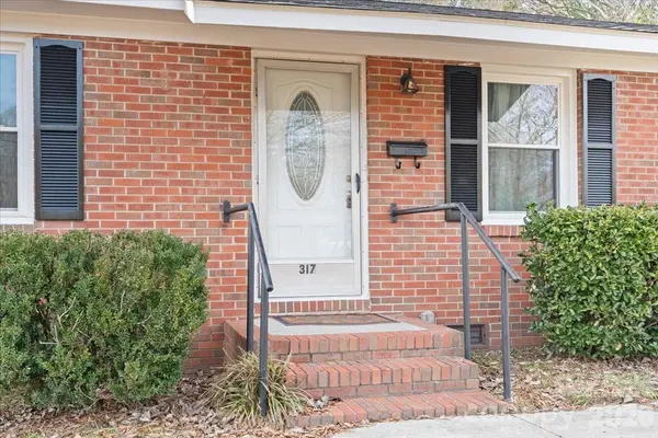 317 Thomas ST, Bennettsville, SC 29512
