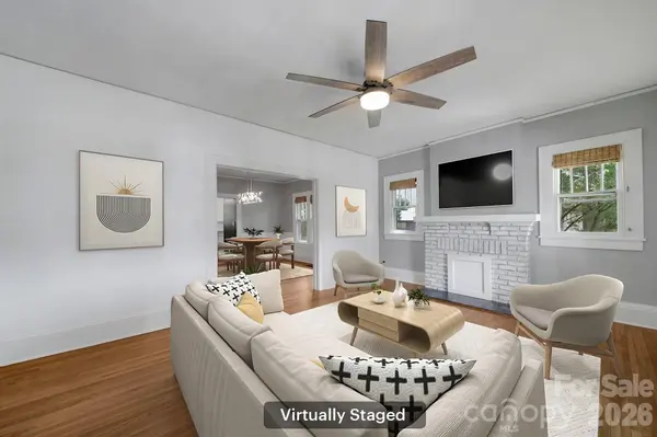 1638 Longfellow ST, Charlotte, NC 28205