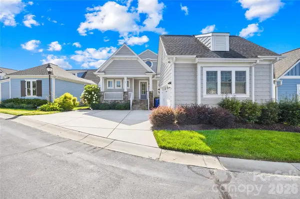 124 Sisters Cove CT, Mooresville, NC 28117