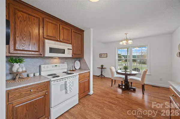 4660 Garys PL, Crouse, NC 28033