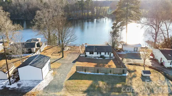 22246 Oakwood RD, Albemarle, NC 28001