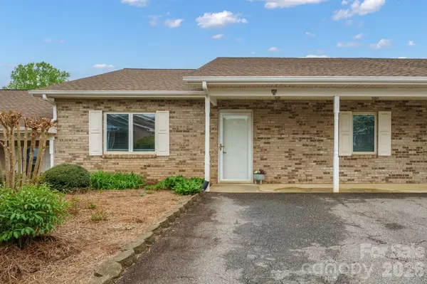 505 2nd Street PL NE #B2, Conover, NC 28613