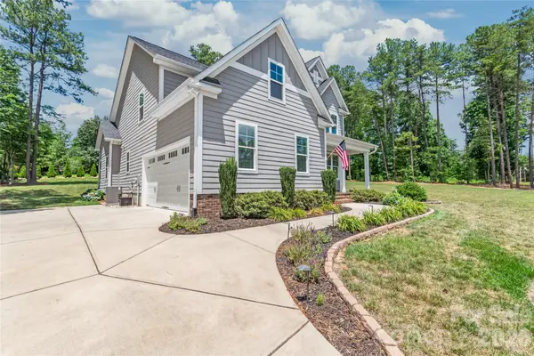 4307 Island Fox LN, Denver, NC 28037