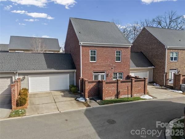 308 Rosemont ROW, Belmont, NC 28012