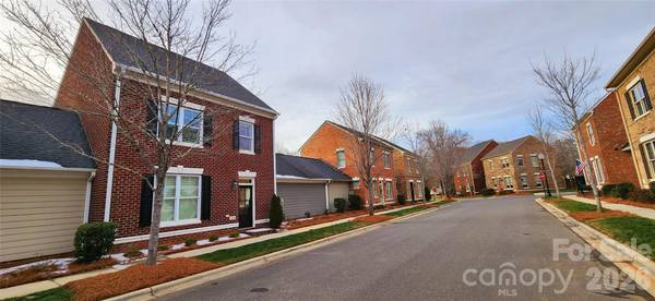 308 Rosemont ROW, Belmont, NC 28012