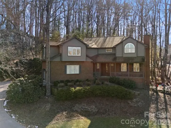109 Galloway DR, Asheville, NC 28803