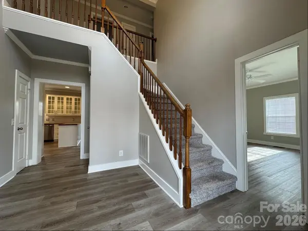 4926 Ardenwoods DR, Charlotte, NC 28215