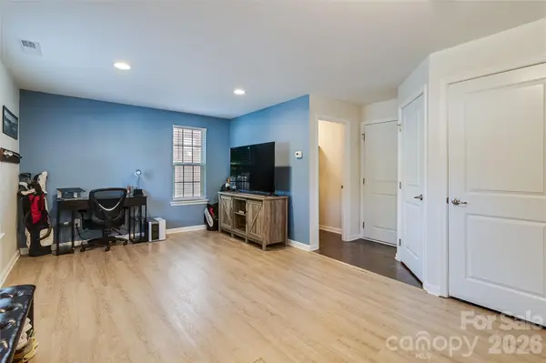 3022 Potomac River Pkwy, Charlotte, NC 28217