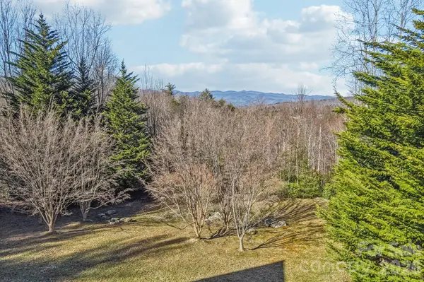 266 Lost Mine TRL, Brevard, NC 28712