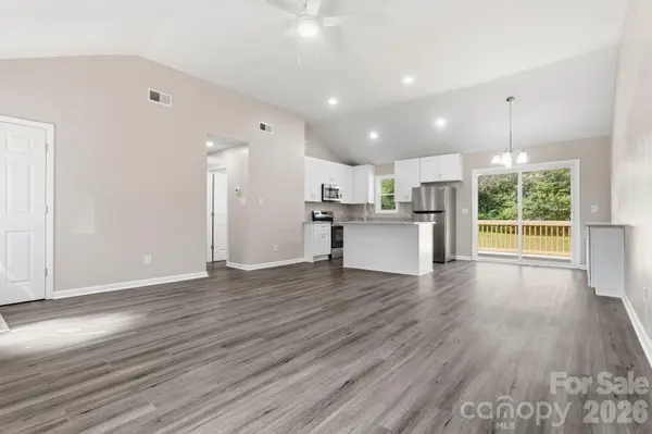 624 Northway DR, Charlotte, NC 28208