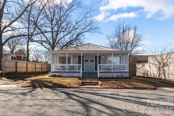 118 & 120 E Kivett ST, Asheboro, NC 27203