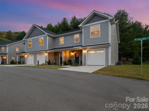 100 Red Twig LN #Unit 101,  Burnsville,  NC 28704