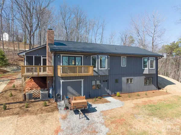 344 Hague DR, Columbus, NC 28722