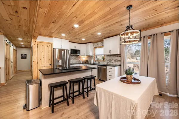 110 Windsor ST, Connelly Springs, NC 28612