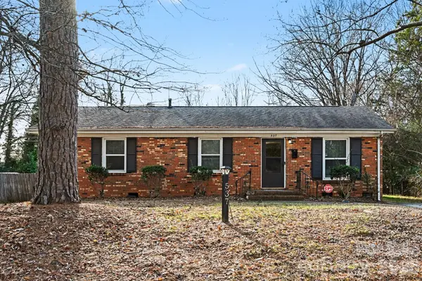 537 Kentbrook DR, Charlotte, NC 28213