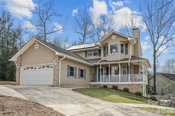 112 Bridlewood TRL,  Mills River,  NC 28759