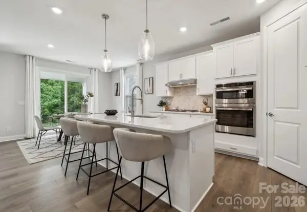 203 Goorawing LN, Mooresville, NC 28115