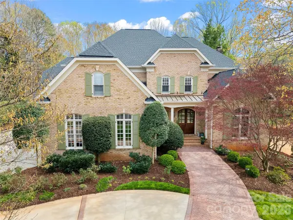 2095 Kings Manor DR,  Weddington,  NC 28104