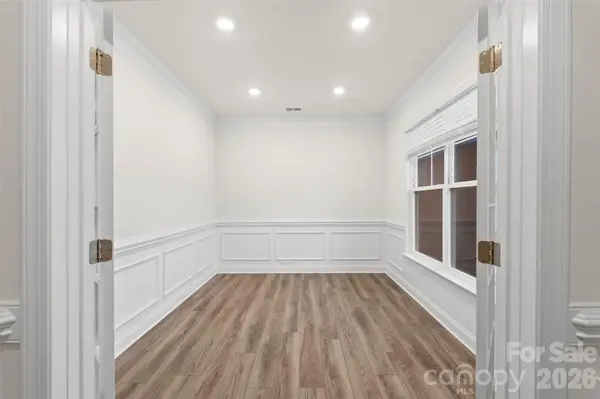 2109 Laurel Village CIR, Belmont, NC 28012