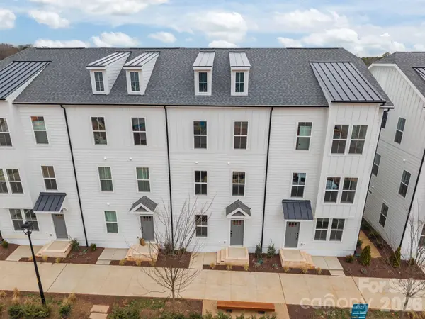 3237 Drift ST, Charlotte, NC 28278