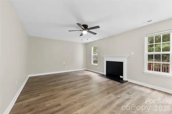 518 Canopy CT, Clover, SC 29710