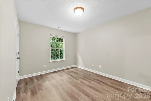 518 Canopy CT, Clover, SC 29710