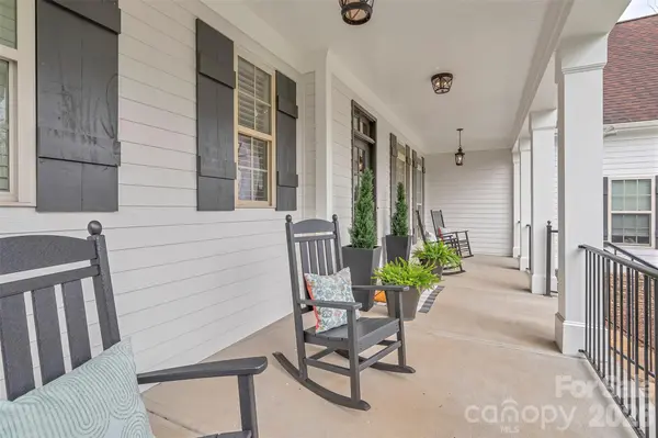 1862 White Fawn LN, Rock Hill, SC 29730