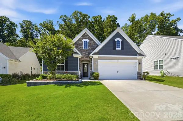 124 Goodleigh LN, Mooresville, NC 28115