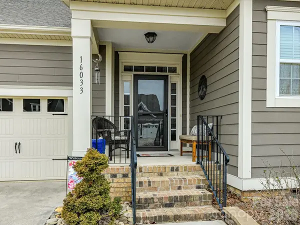 16033 Oxford Glenn DR, Huntersville, NC 28078
