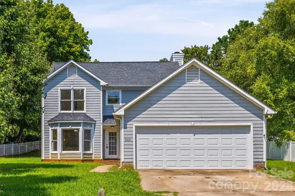 9221 Old Barnette PL, Huntersville, NC 28078