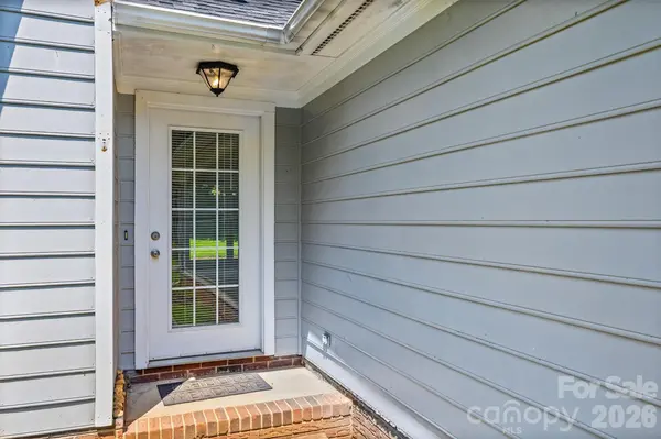 9221 Old Barnette PL, Huntersville, NC 28078