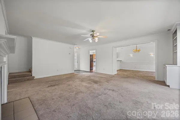 9221 Old Barnette PL, Huntersville, NC 28078