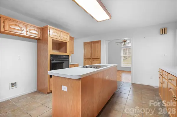 2241 Cordia CIR, Newton, NC 28658