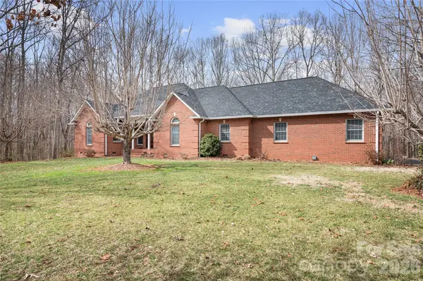 2241 Cordia CIR, Newton, NC 28658