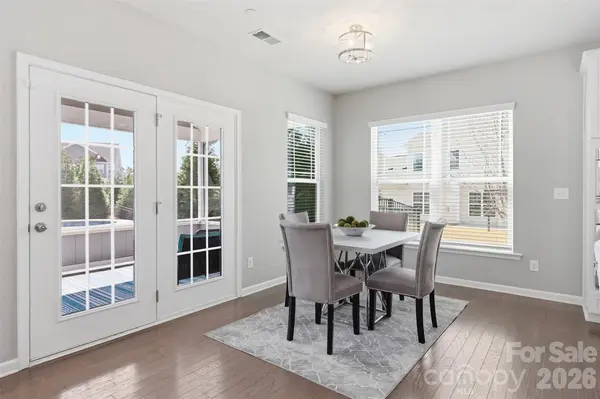 964 Bellegray LN NW, Concord, NC 28027
