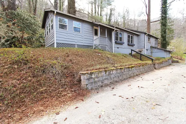 407 Turley Falls RD, Hendersonville, NC 28739