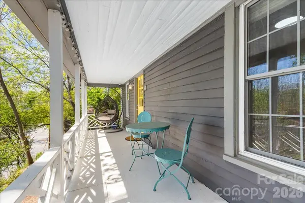 14 Woodrow AVE, Asheville, NC 28801