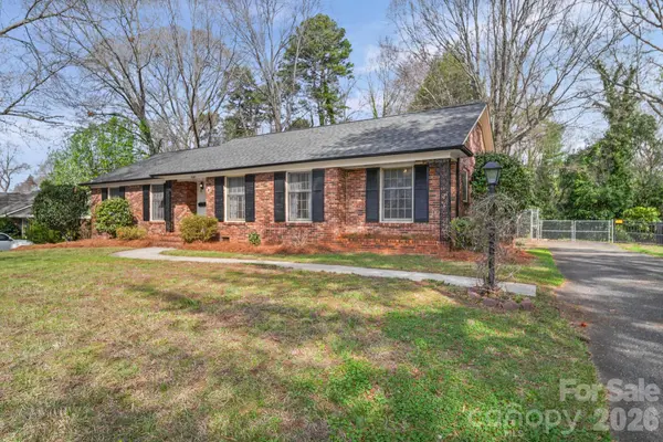 1628 Dixon RD, Gastonia, NC 28054