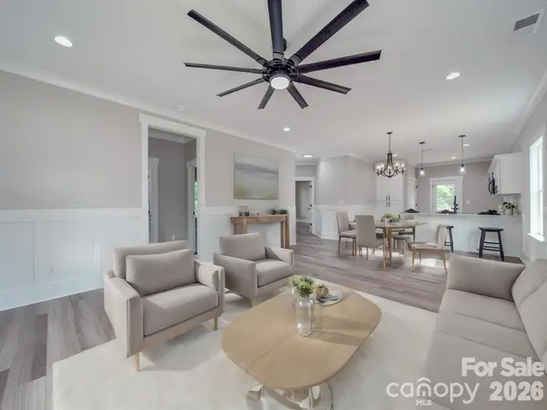 159 Skyline DR, New London, NC 28127